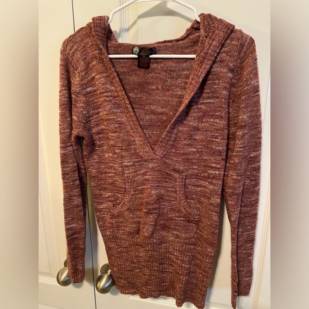 JJ Basic Maroon Sweater with Front Pockets and Hood Sz M